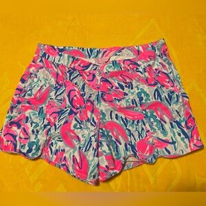 Lilly Pulitzer Get crackin shorts Sz.2